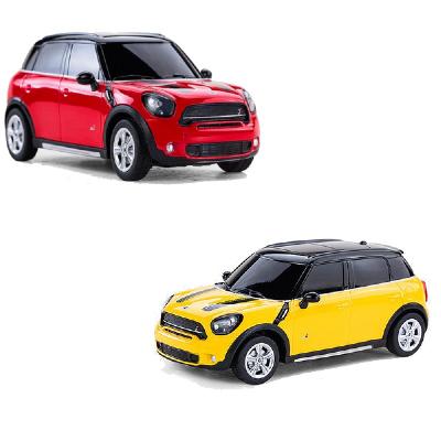 Машина на радиоуправлении 1:24 Mini Countryman от интернет-магазина Континент игрушек