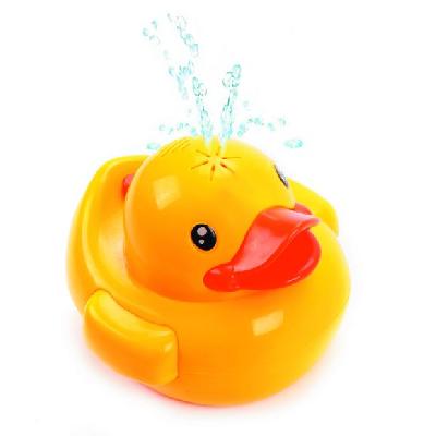 Игрушка-фонтан для купания "Утенок" со светом и звуками