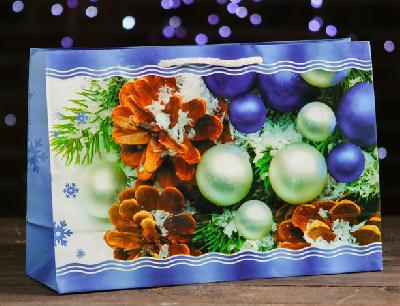 Пакет подарочный "Украшения к празднику", 24,5 х 36 х 12 см от интернет-магазина Континент игрушек