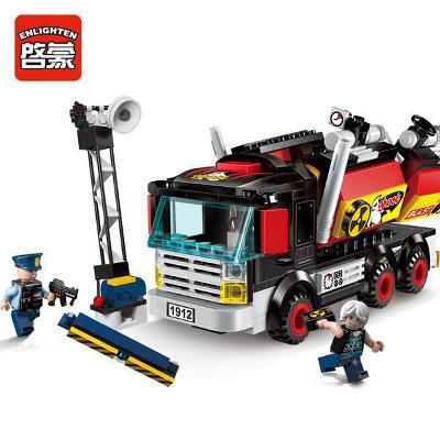 Конструктор Ограбление автомобиля в ассортименте, 292 детали от интернет-магазина Континент игрушек