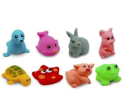 Набор для купания из 8-ти фигурок животных.