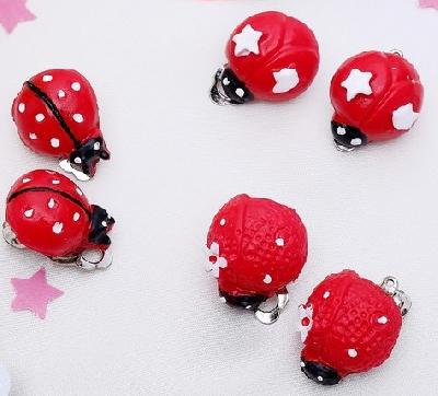 Клипсы детские "Выбражулька" божья коровка с узорами, цвет красно-белый, форма МИКС 2298318 от интернет-магазина Континент игрушек